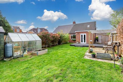 23 Sherbuttgate Drive, Pocklington, York, YO42 2EL