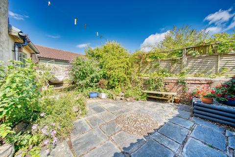 2 bedroom terraced house for sale, Beautiful cottage within walking distance of Yatton's mainline railway station