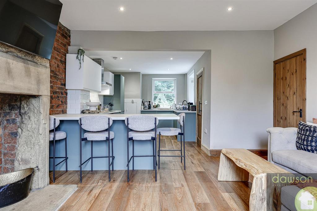 Lounge/Kitchen