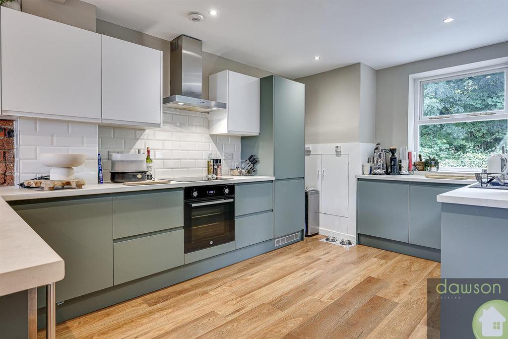 Lounge/Kitchen
