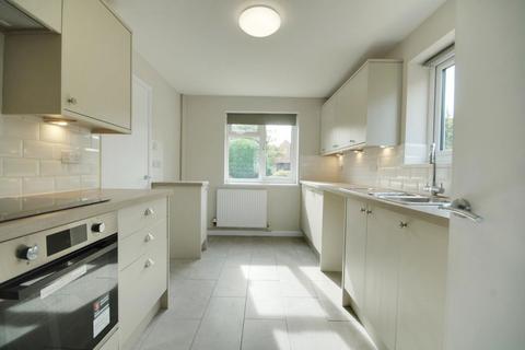 3 bedroom house to rent, Staverton GL51 0TW