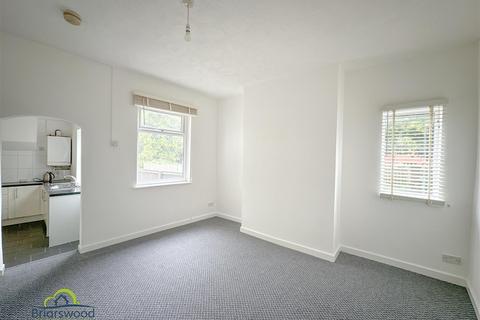 3 bedroom end of terrace house for sale, Lord Street, Stoke-On-Trent ST6