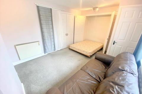 1 bedroom flat to rent, Beechfern Close, High Green, Sheffield, S35 4DW