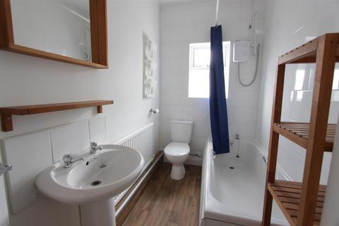 3 bedroom terraced house to rent, Rushdale Road, Sheffield, S8 9QA