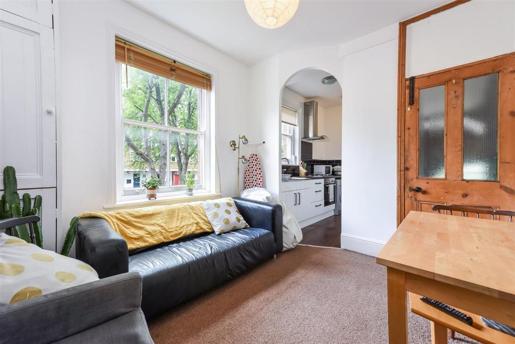 Effra Mansions, Brixton 3 bed apartment to rent £2,850 pcm (£658 pw)