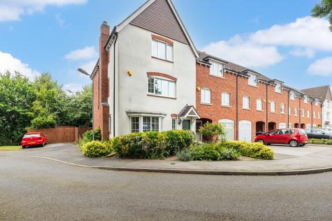 5 bedroom end of terrace house for sale, Crowden Drive, Leamington Spa