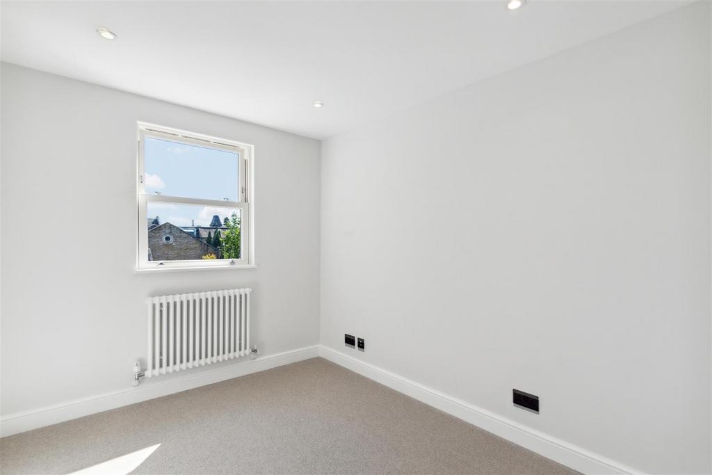 Cranbrook Road, W4 - FOR SALE