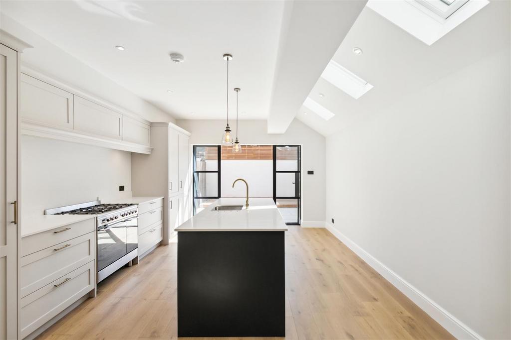 Cranbrook Road, W4 - FOR SALE
