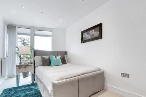 2 bedroom penthouse to rent, Dowells Street, London SE10