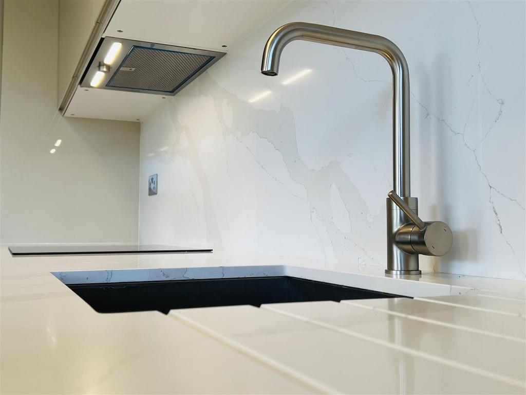 7 Kitchen Detail.jpg