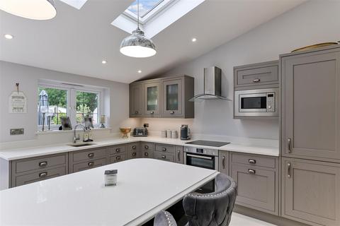 36 Connaught Road, Sutton, SM1 3PQ