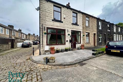 3 bedroom terraced house for sale, Hollington Street, Colne