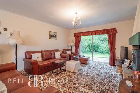 Samron Copthurst Lane, Whittle Le Woods, Chorley, PR6 8LR