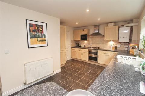 3 bedroom apartment for sale, Vernier Crescent, Medbourne, Milton Keynes