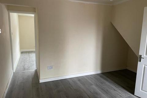 1 bedroom flat to rent, Rood End Road, Oldbury