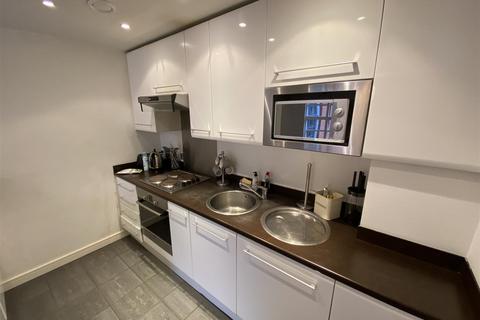 2 bedroom apartment to rent, The Quadrangle, Lower Ormond Street, Manchester