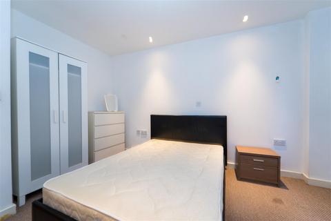 2 bedroom apartment to rent, Montana House, 136 Princess Street, City Centre