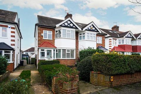 4 bedroom semi-detached house for sale, Lorne Gardens, Wanstead