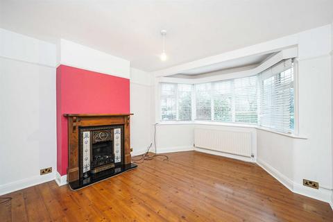 4 bedroom semi-detached house for sale, Lorne Gardens, Wanstead