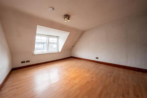 2 bedroom flat for sale, North Methven Street, Perth