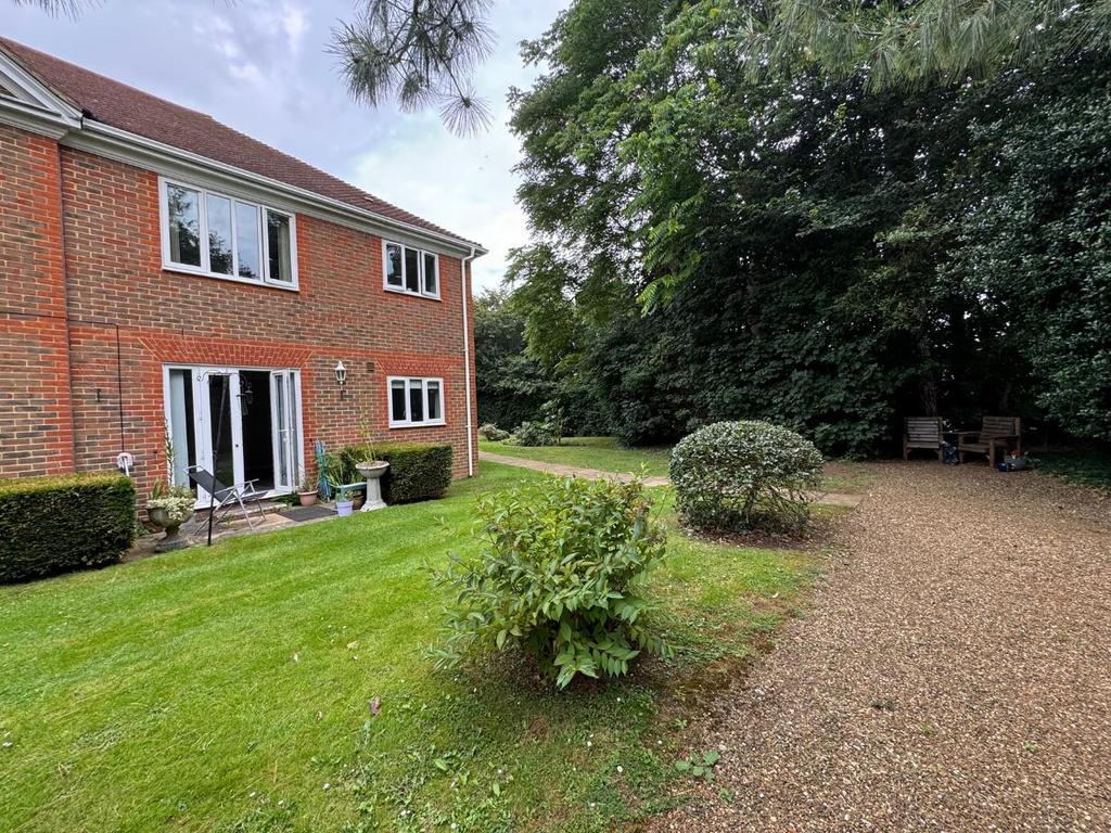 External Garden and Patio.jpg