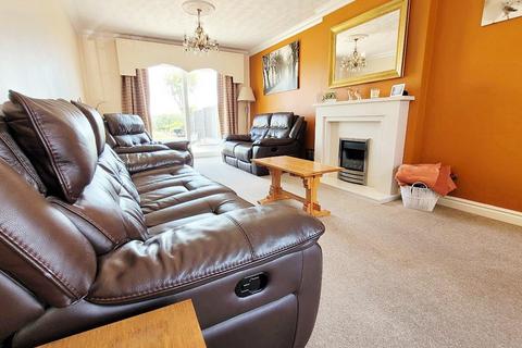 4 bedroom detached house for sale, Hill Crest Farm Close, Warton