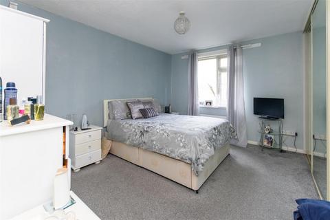 2 bedroom terraced house for sale, Pieris Drive, Clifton Nottingham
