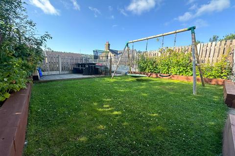 10 Fairbarn Way, Sheffield, S6 5QE