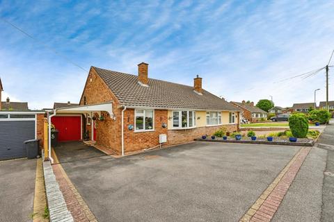 2 bedroom semi-detached bungalow for sale, Odiham Close, Tamworth