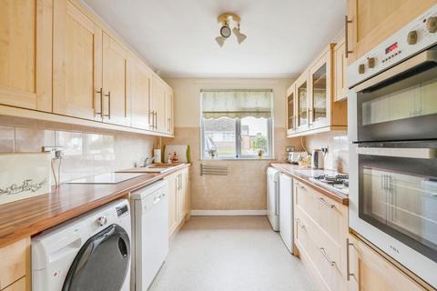 5 Odiham Close, Tamworth, B79 8SB