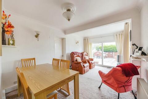 5 Odiham Close, Tamworth, B79 8SB