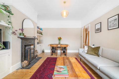 2 bedroom maisonette for sale, Tremaine Road, London