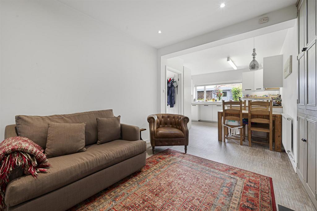 Kitchen Diner towards Utility Room.jpg