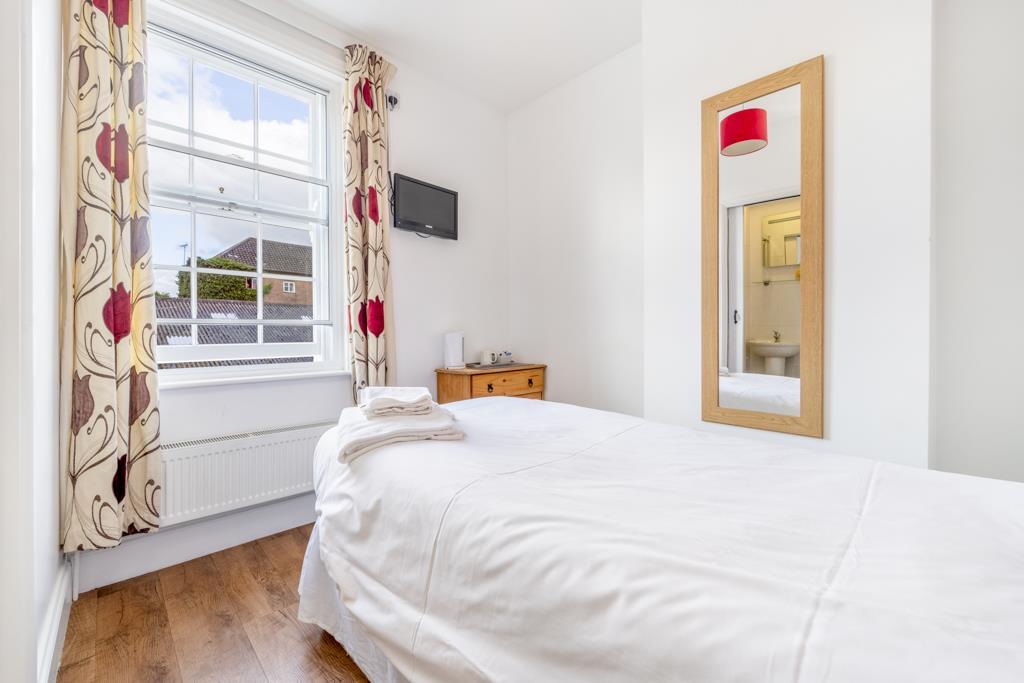 5 & 6 London Road (Spalding)-29.jpg