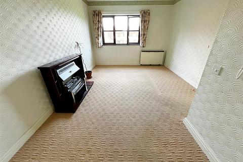 2 bedroom flat for sale, Neville Turner Way, Waltham, Grimsby, N.E. Lincs, DN37 0YL