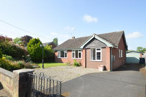 3 bedroom detached bungalow to rent, Church Road, Baschurch, Shrewsbury