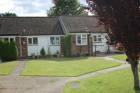 2 bedroom bungalow for sale, High Street, Chalfont St. Giles, HP8