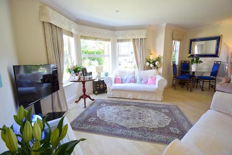 4 Nightingale Walk, Windsor, SL4 3HS
