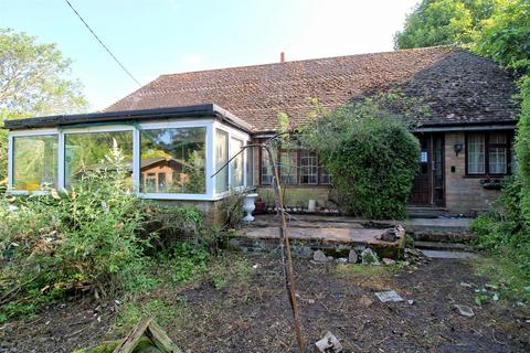 1 bedroom detached bungalow for sale, The Bridleway, South Heighton,