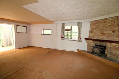 1 bedroom detached bungalow for sale, The Bridleway, South Heighton,