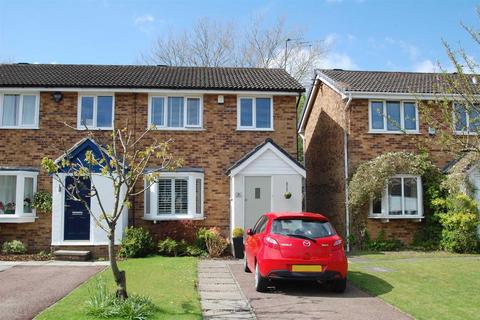 3 bedroom semi-detached house to rent, Broomfield Close, Wilmslow