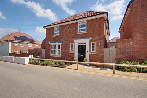 4 bedroom detached house for sale, Buzzard Row, Newent