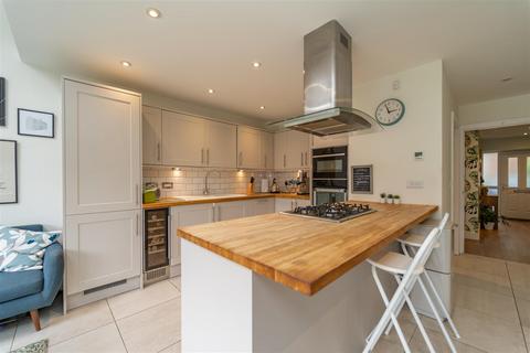 4 bedroom semi-detached house for sale, Wood Road North, Old Trafford
