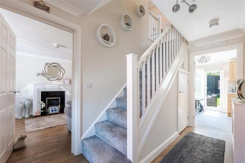 4 bedroom detached house for sale, Portland Way, Clipstone Village