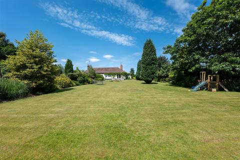 3 bedroom semi-detached bungalow for sale, Thieves Wood Lane, Mansfield