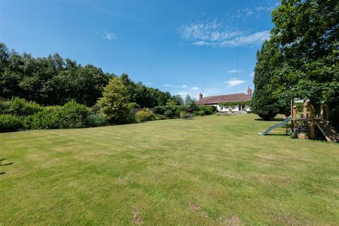 3 bedroom semi-detached bungalow for sale, Thieves Wood Lane, Mansfield