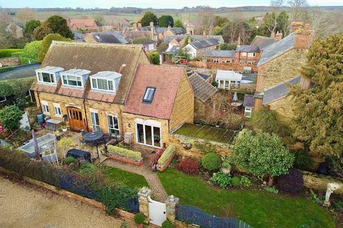 4 bedroom detached house to rent, High Street, Scaldwell, Northamptonshire NN6