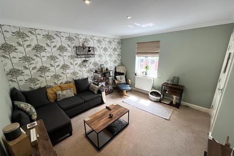 3 bedroom townhouse for sale, Sunnymill Drive, Sandbach