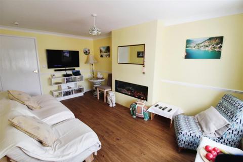 2 bedroom semi-detached bungalow for sale, Sutton Court, Howdale Road, Hull