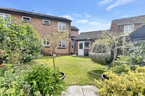 3 bedroom semi-detached house for sale, Swaish Drive, Barrs Court, Bristol